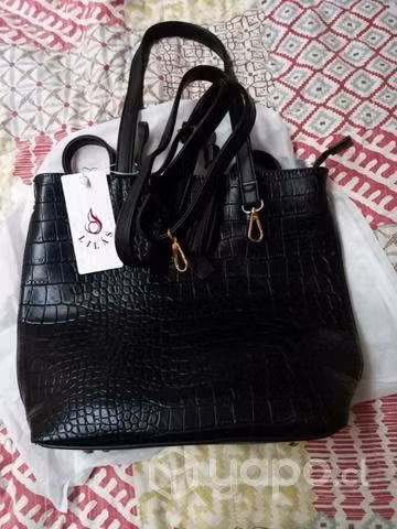 Cartera Lilas