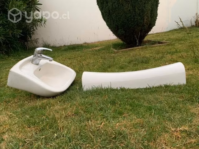 Lavamanos con llaves flexibles y Pedestal