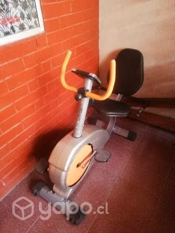 Bicicleta estatica con respaldo