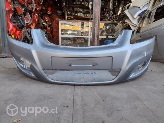 Parachoque del Opel Zafira 2008-2012