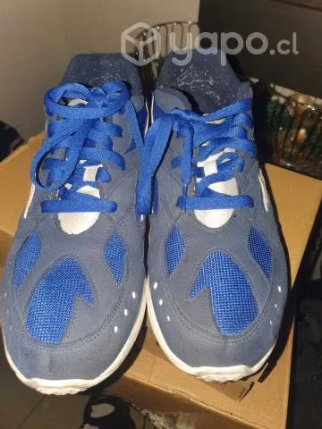 Zapatilla Reebok aztrek