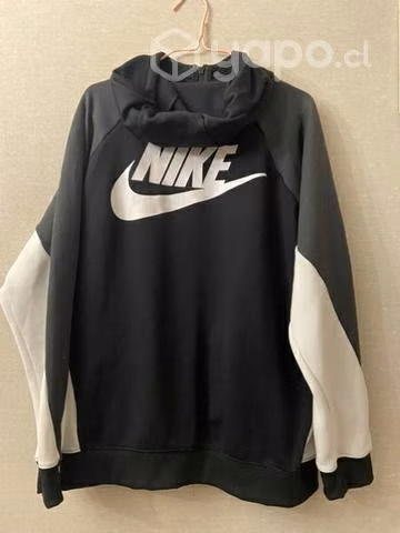 Poleron nike