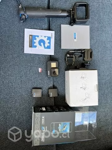 GoPro hero 7 black 64 GB + palo selfie
