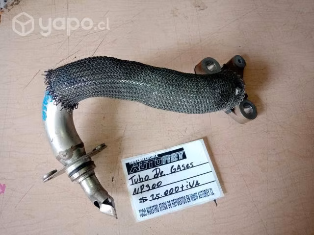Tubo de gases Nissan NP300