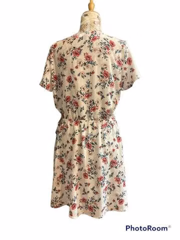 Vestido blanco floreado H & M"