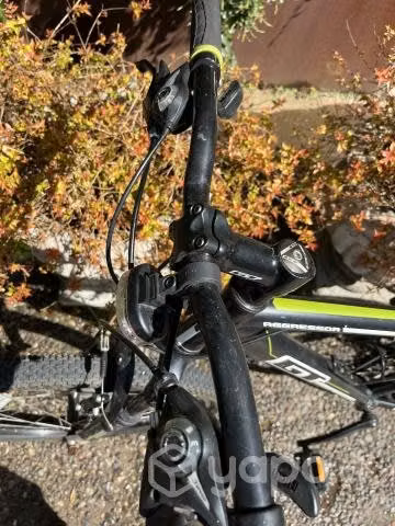 Bicicleta GT Agressor
