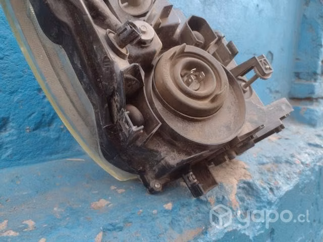 Optico izquierdo nissan navara 2008 2014 - Imagen 4