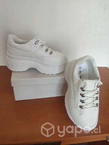 Zapatillas plataforma blancas - Imagen 2