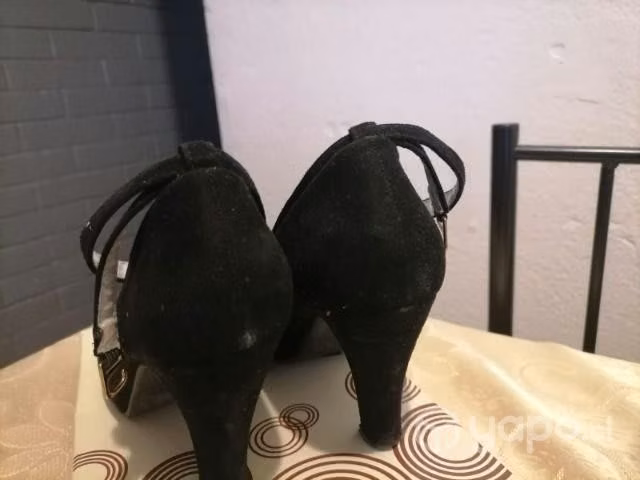 Zapatos de mujer.