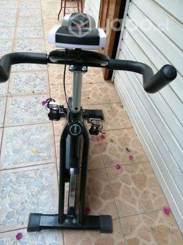 Bicicleta de ejercicio - Imagen 3