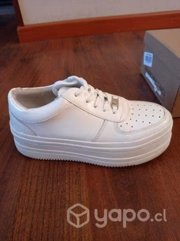 ZAPATILLAS BLANCAS PLATAFORMA - Imagen 3