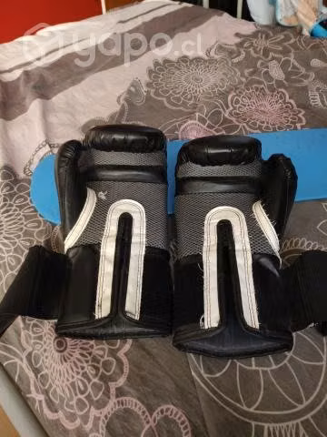 Saco d boxeo okami+guantes Everlast Everfrech12OZ - Imagen 5