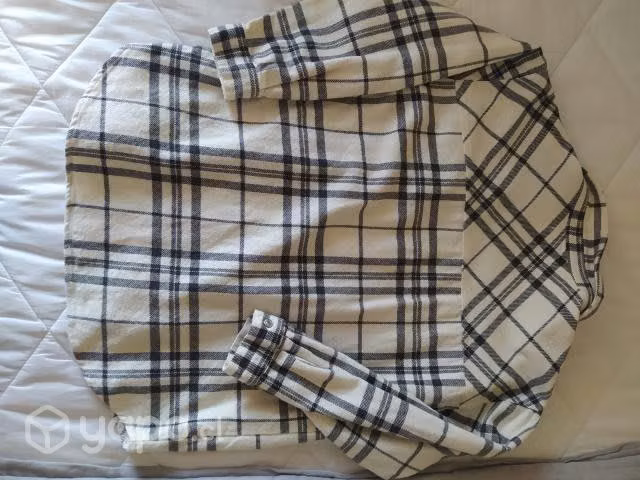 Sobre camisa zara