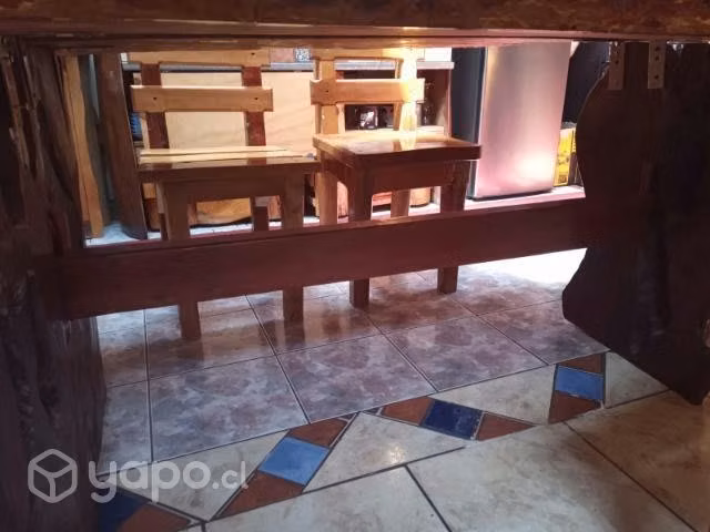 Hermosa mesa rústica - Imagen 2