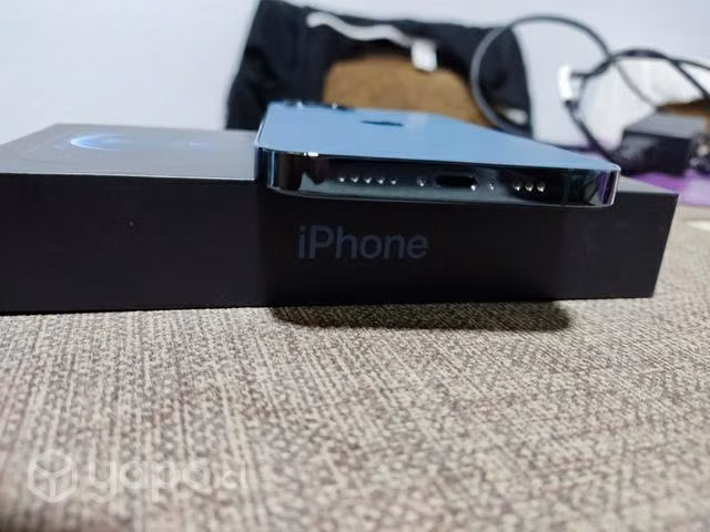 IPhone 12 Pro Blue - Imagen 2
