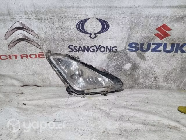 Neblinero derecho hyundai elantra 11-15