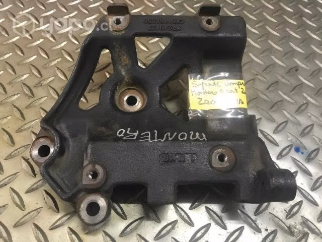 Soporte compresor Mitsubishi Montero Sport 3.0 19