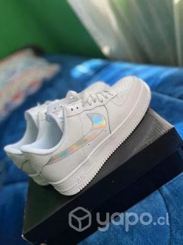 Nike Air Force 1