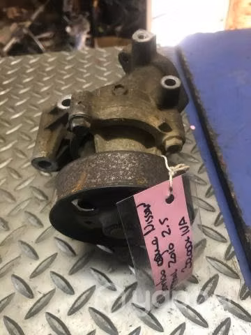 Bomba agua Nissan Xtrail T30 2002 al 2011