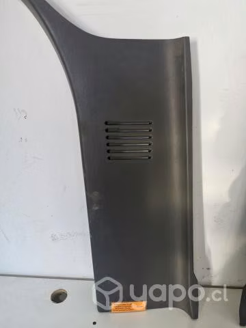 Tapiz Cubre Pilar Trasero Izquierdo Inf (TH252)