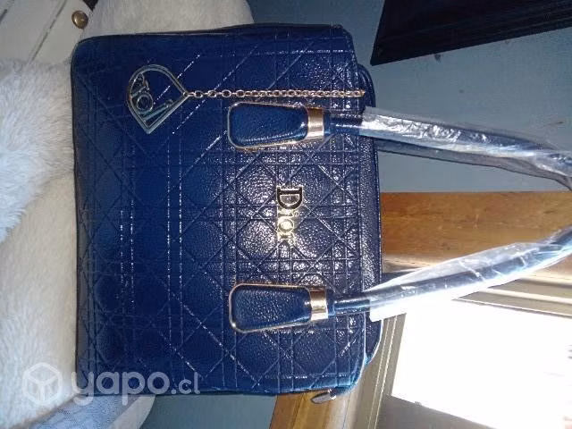 Carteras nuevas