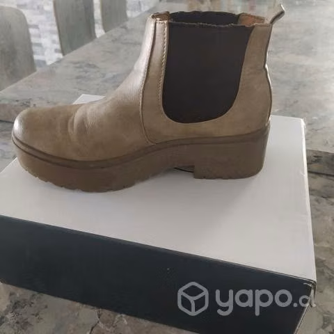 Zapatos número 37