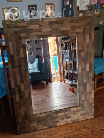 Espejo de pared con madera