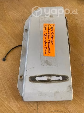 Tapa exterior combustible Mercedes Benz Sprinter 2
