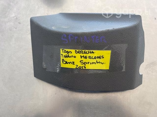 Tapa derecha tablero A Mercedes Benz 201