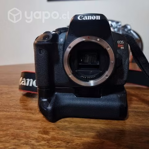 Cuerpo Canon T4i con Grid y 2 baterias