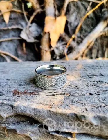 Anillo Estilo Celta Gris
