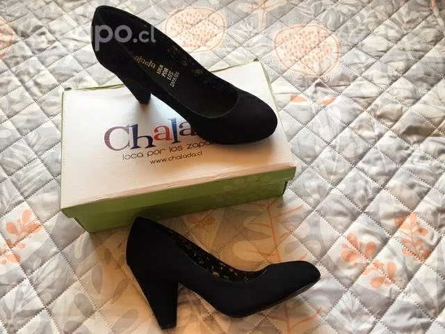 Tacones negros textil