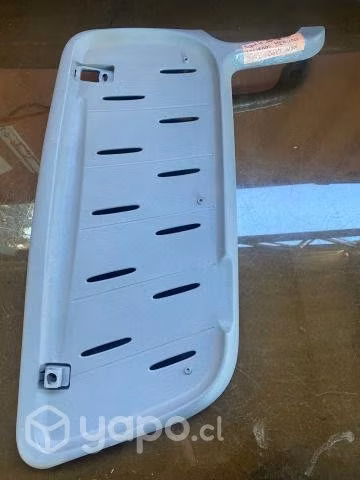 Soporte izquierdo sombrilla A Mercedes B