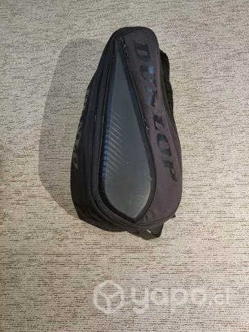 Bolso dunlop tenis con un pequeño detalle