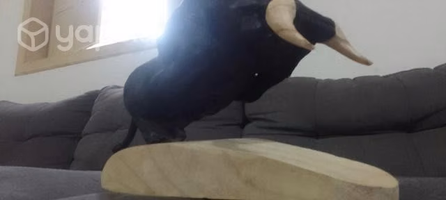 Toro tallado a mano ANTIGUEDAD - Imagen 4