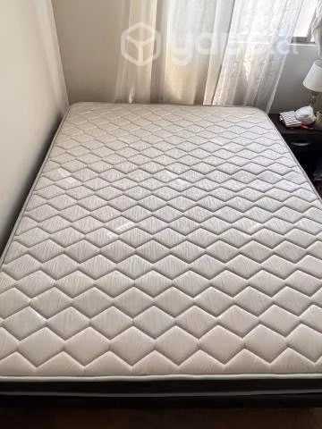 Cama 2 plazas + 2 veladores