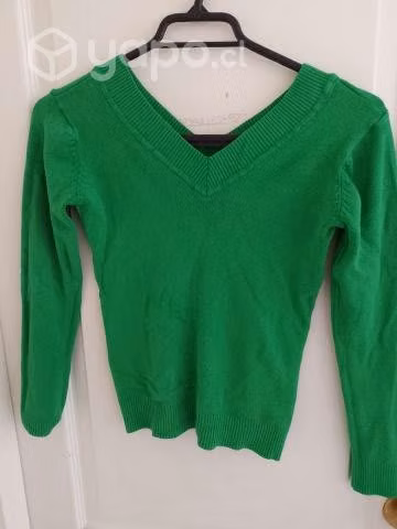 Poleras y zapatos