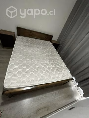 Cama 2 plazas +veladores