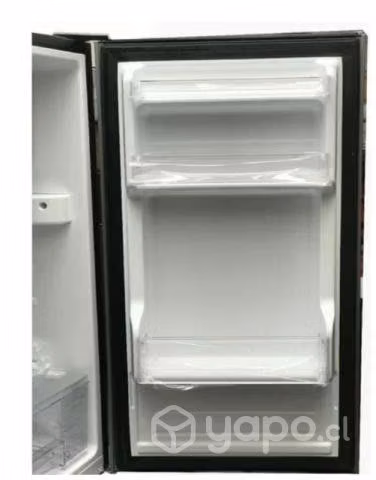 Frigobar marca Daewoo puerta espejo