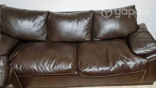 Sofá de 3 cuerpos de cuero relleno de pluma