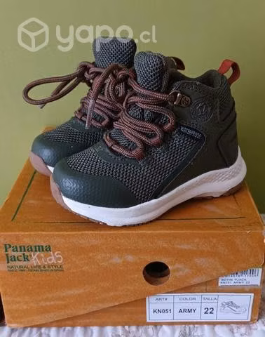 Zapato N° 22 nuevos niño