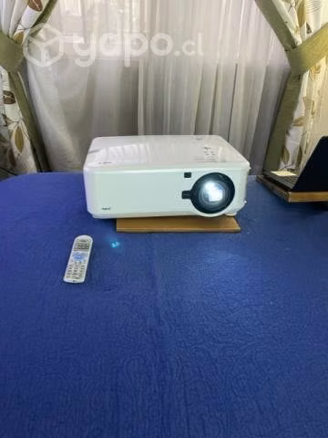 Proyector Nec Modelo NP 4000 Dos lamparas