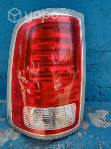 Foco trasero izq Dodge ram 1500 2013-2018