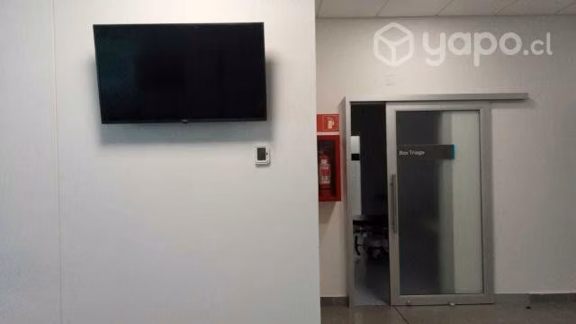 Soporte de TV robusto e instalado
