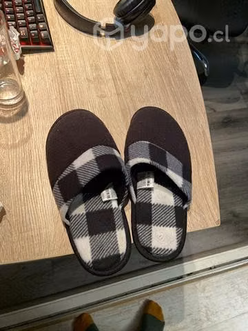 Pantuflas Talla 42 Sin Uso - Imagen 1