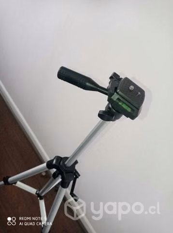 Trípode para cámara nuevo marca praktica