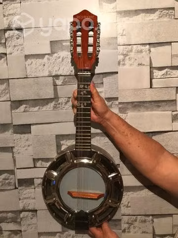 Banyo 8 cuerdas nuevo