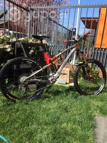 Bici lenta Intense recluse carbono