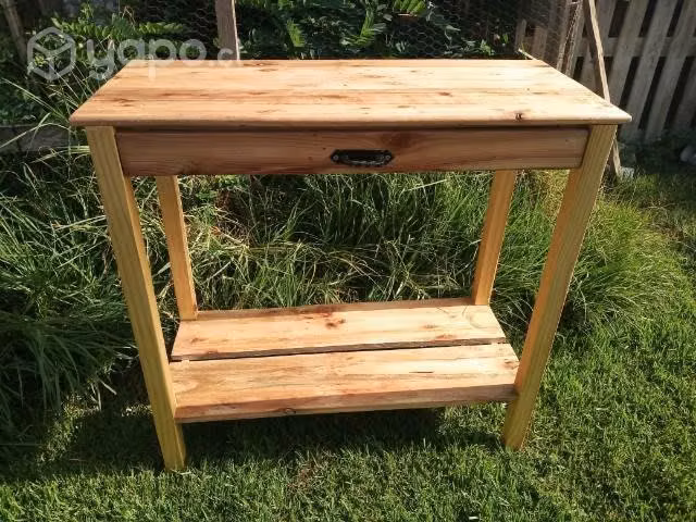 Arrimo rústico de madera