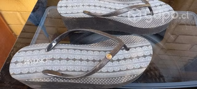 Chalas ,hawaiana y zapatos - Imagen 4